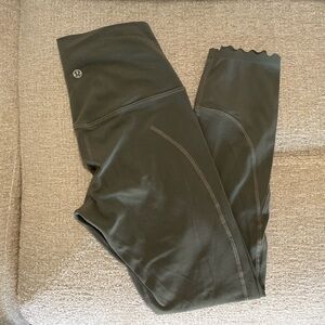 Lululemon Women’s Align Scalloped Leggings 25” - Green